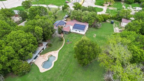 1809 N Trinity Road Denton TX 76208