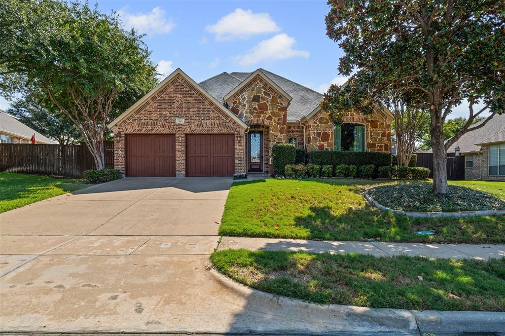 1808 Lakes Edge Boulevard