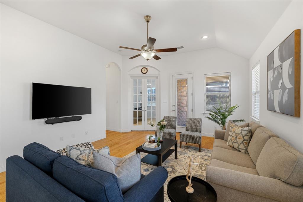 Vineyards Ph 2, The - Residential