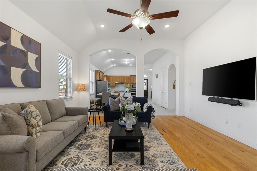 Vineyards Ph 2, The - Residential