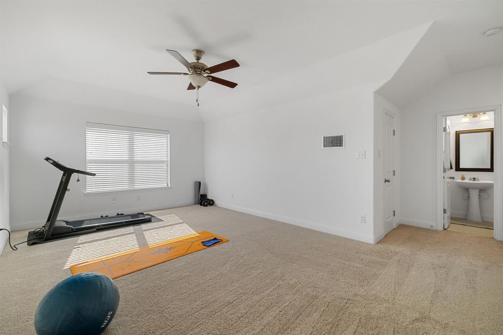 Vineyards Ph 2, The - Residential