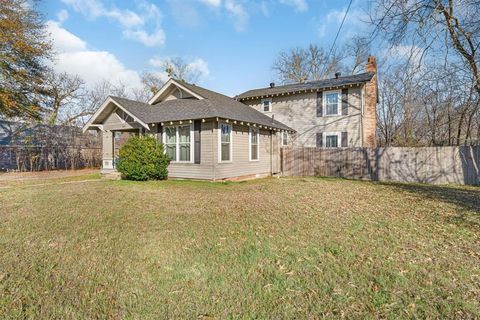 A home in Grand Saline