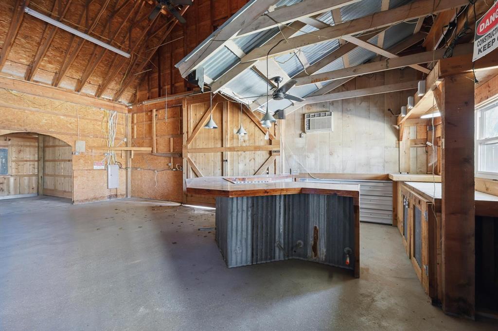 1014 Oak Tree Drive