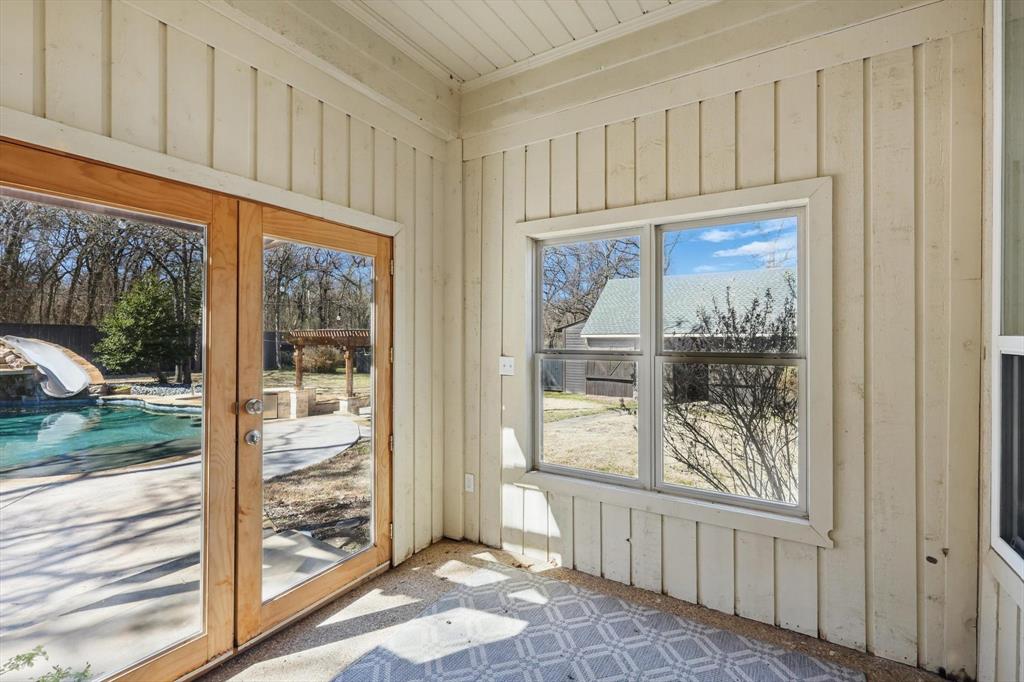 1014 Oak Tree Drive