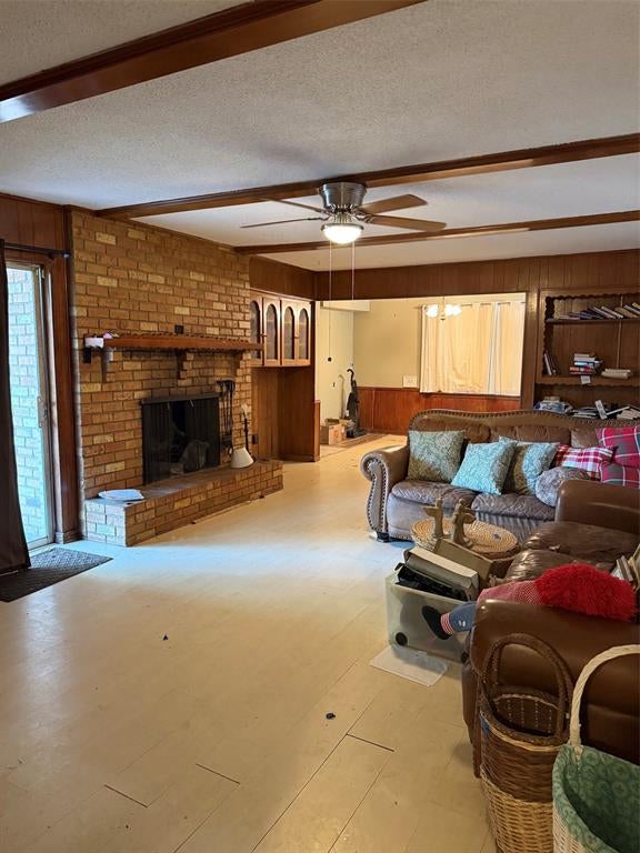 13640 Rolling Hills Lane