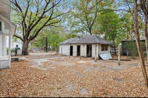 A home in Bonham