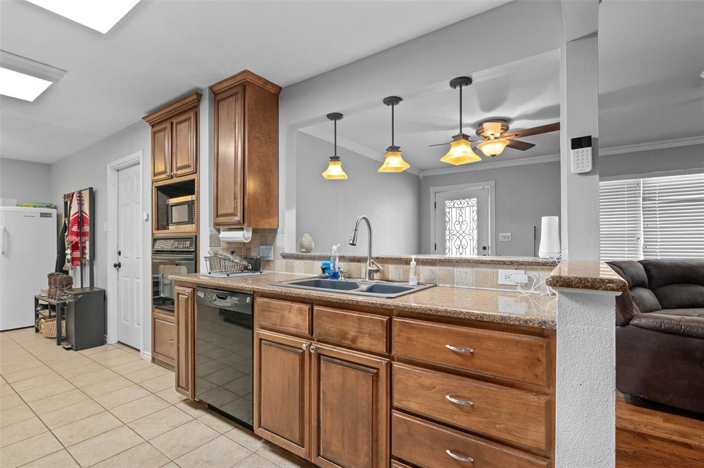 Boaz Z Country Place - Residential