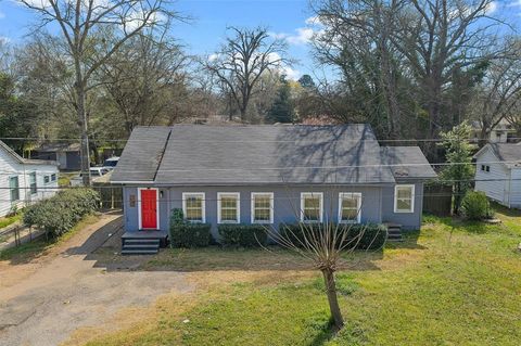 918 Bean Avenue Kilgore TX 75662