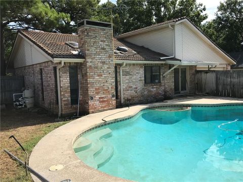 A home in Hickory Creek