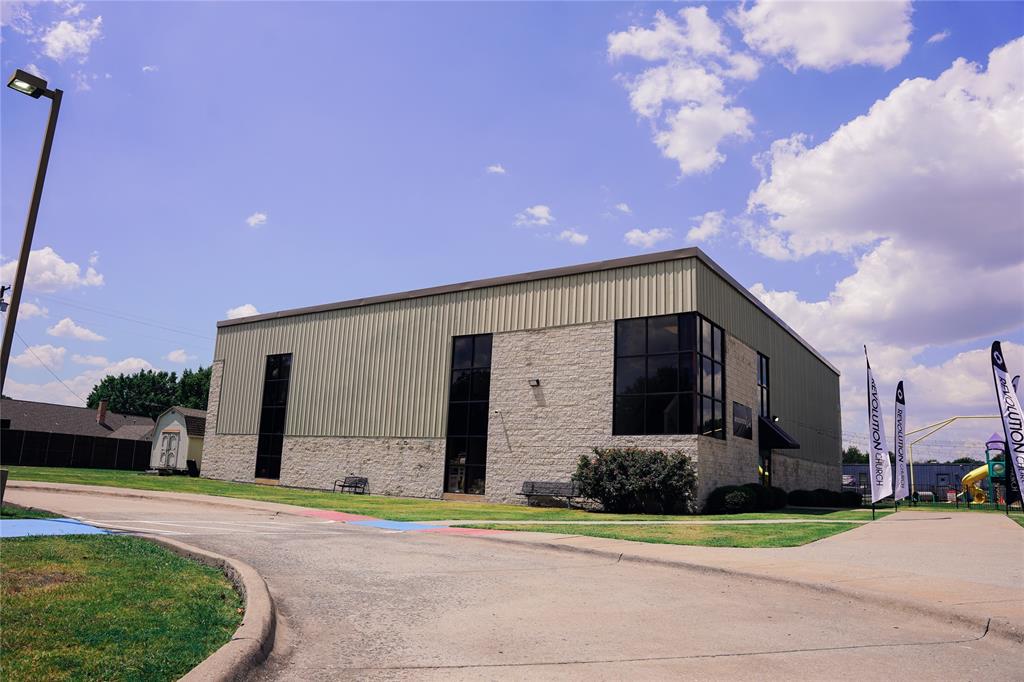 2705 Virginia Parkway SLE
