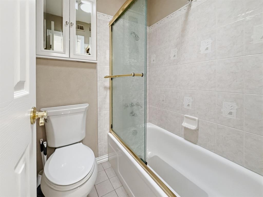 Shelby Condo 2727 - Residential