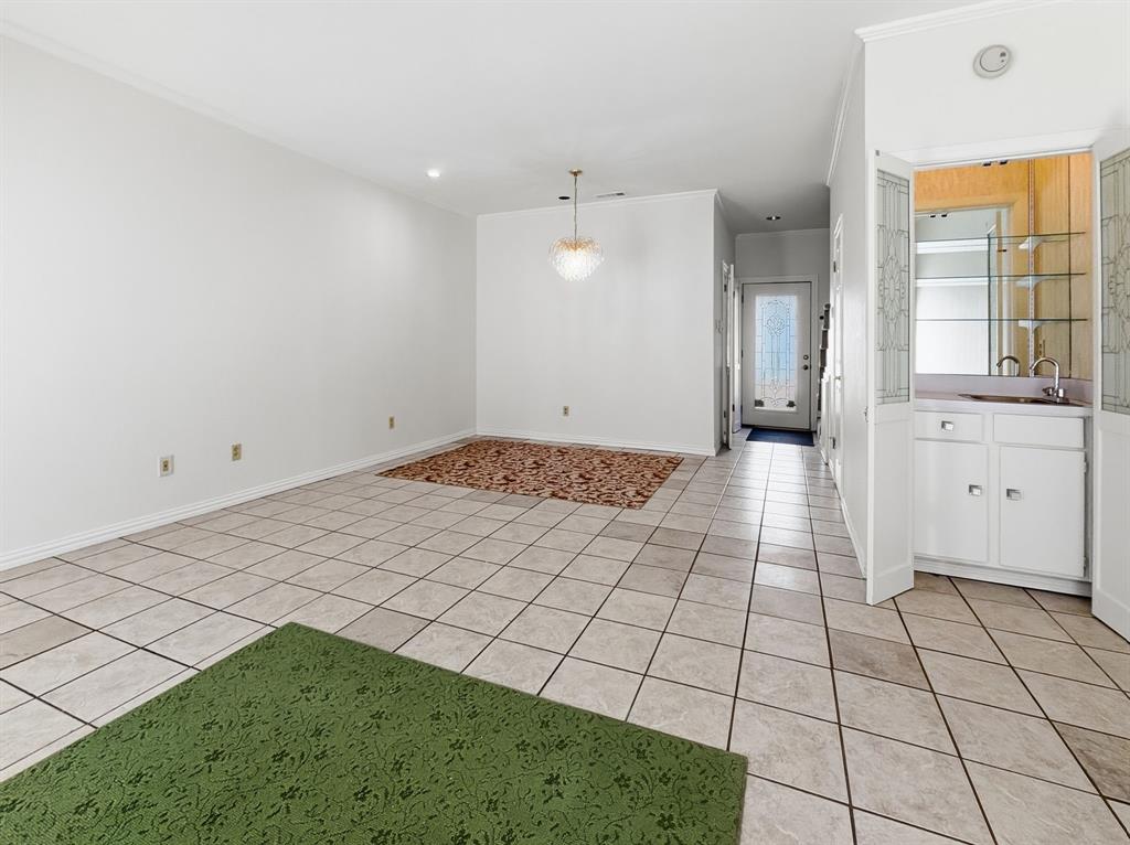 2727 Shelby Avenue N