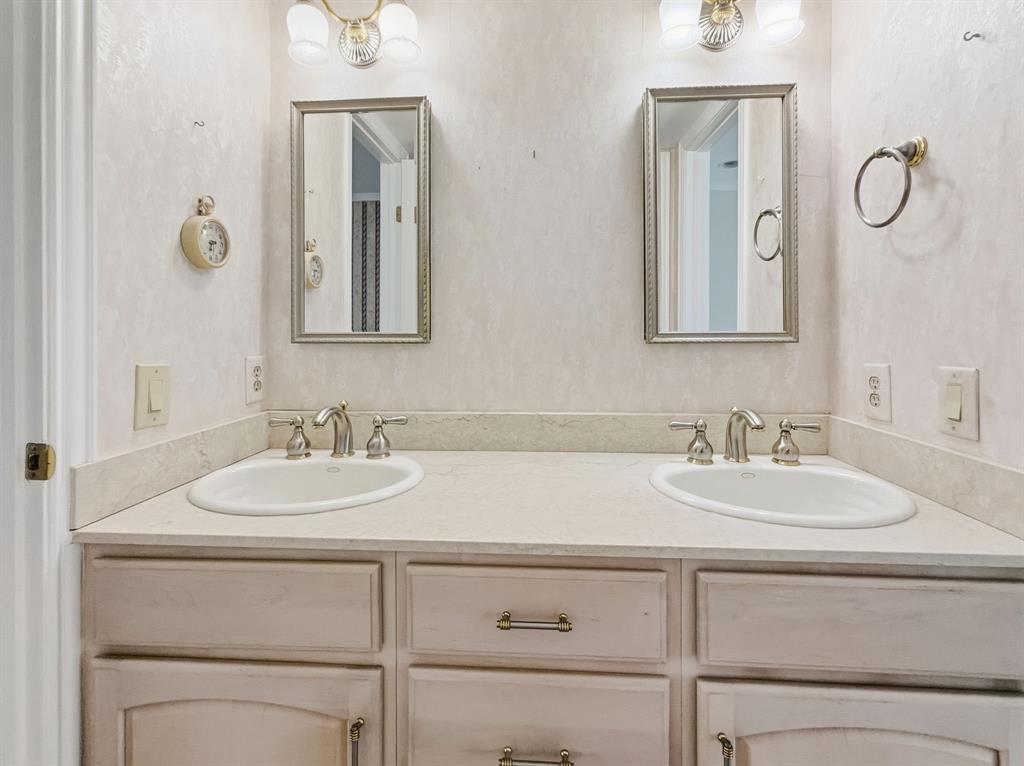 Shelby Condo 2727 - Residential