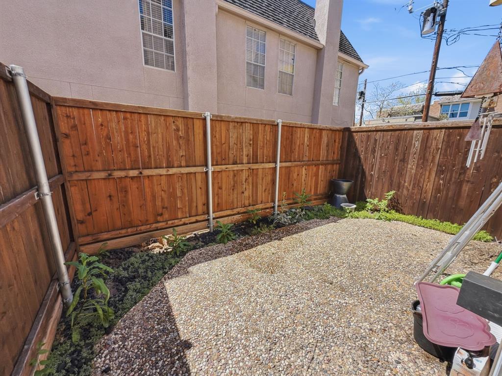 Shelby Condo 2727 - Residential