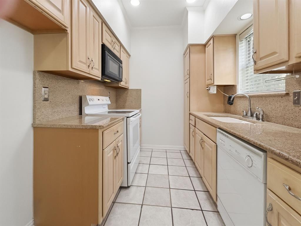 2727 Shelby Avenue N