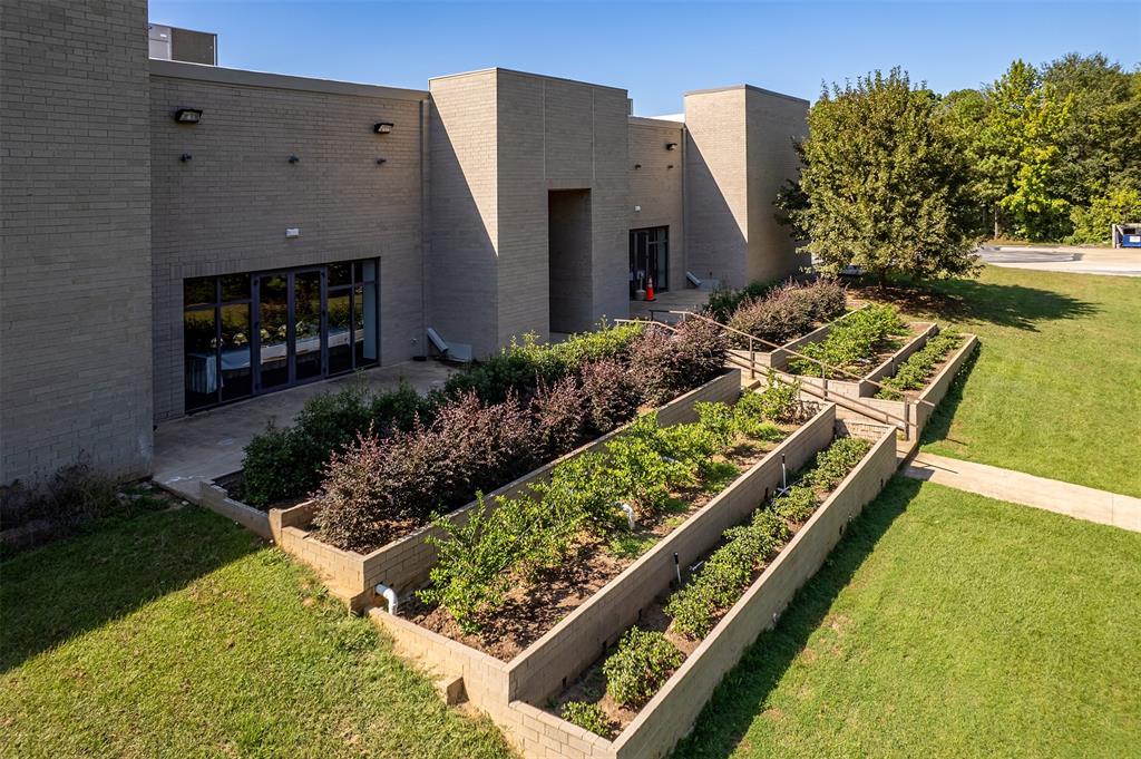 NA - Commercial Sale