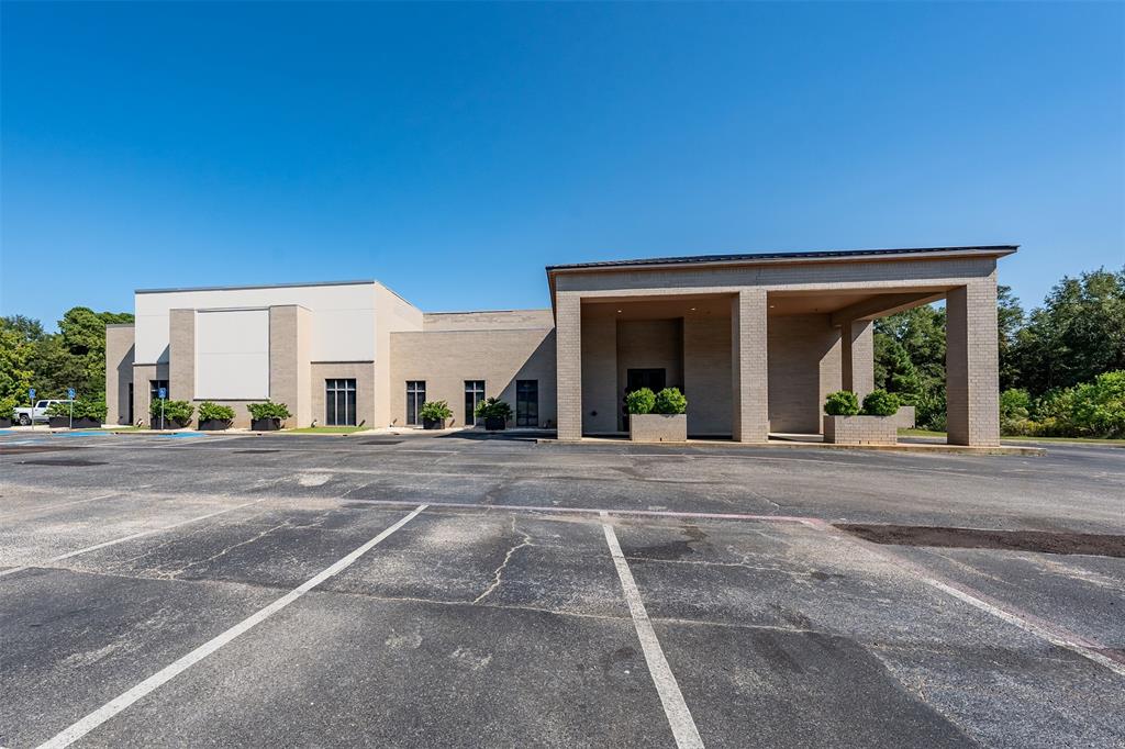 NA - Commercial Sale