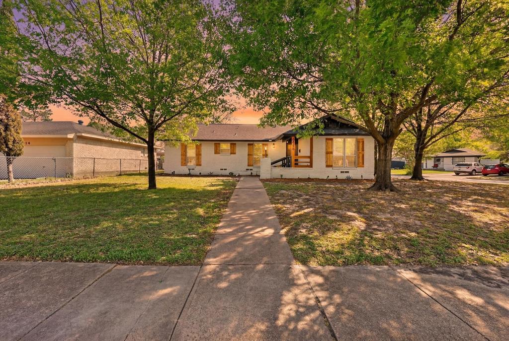 Bruton Terrace - Residential