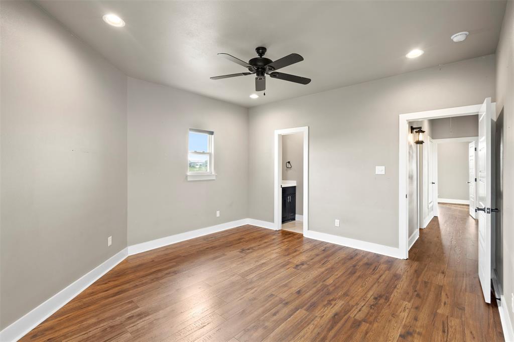 Fredas House Add - Residential