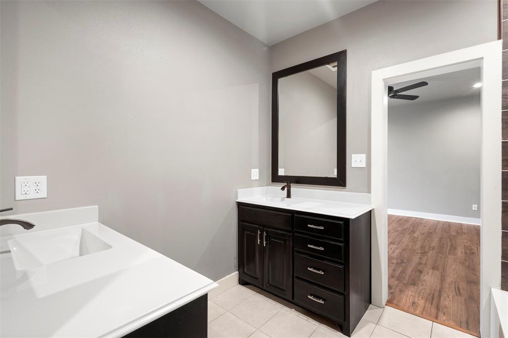 Fredas House Add - Residential