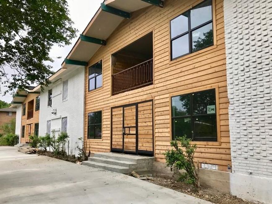 Welcome to Royal Palms - where Palm Springs vibes meet the heart of Texas! This beautifully renovated property offers a courtyard complete with a zen garden, outdoor kitchen area, and optional covered parking! Updates abound with appliance packages, sleek modern finishes, and more!

Monthly Fees:
Water Billed Back
Trash: $10
Assigned Parking (optional): $25-$35

Residents are responsible for setting up electricity in their name.

Pet Deposit $400 per pet
Limit 1 pet

Every Pros PM home includes our $45 per month Resident Benefits Package - covering pest control, air filters, credit building, and more. Details at application. Liability insurance options also available.