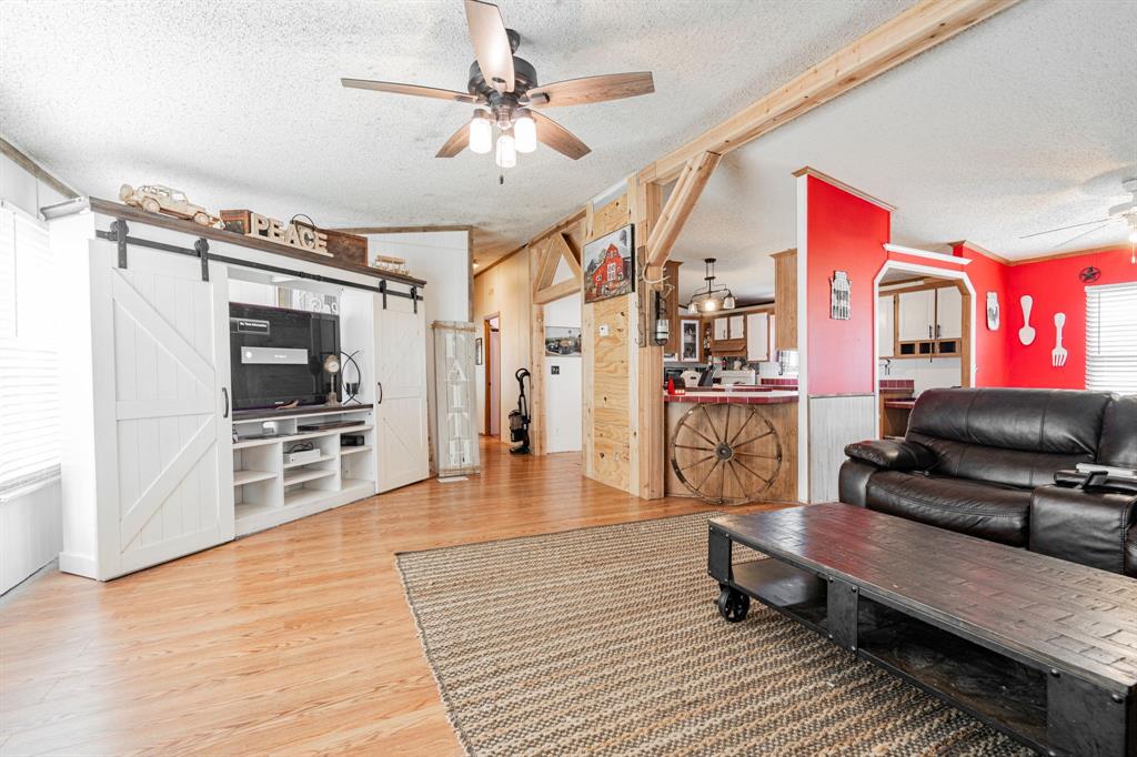 J PING SUR - Residential