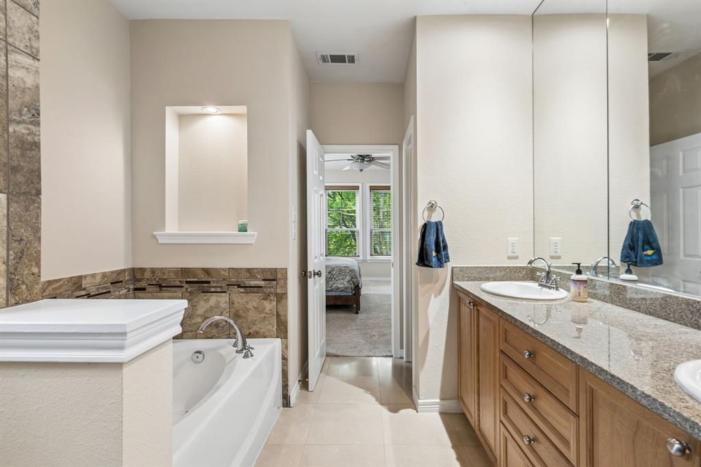 Ridglea Place - Residential