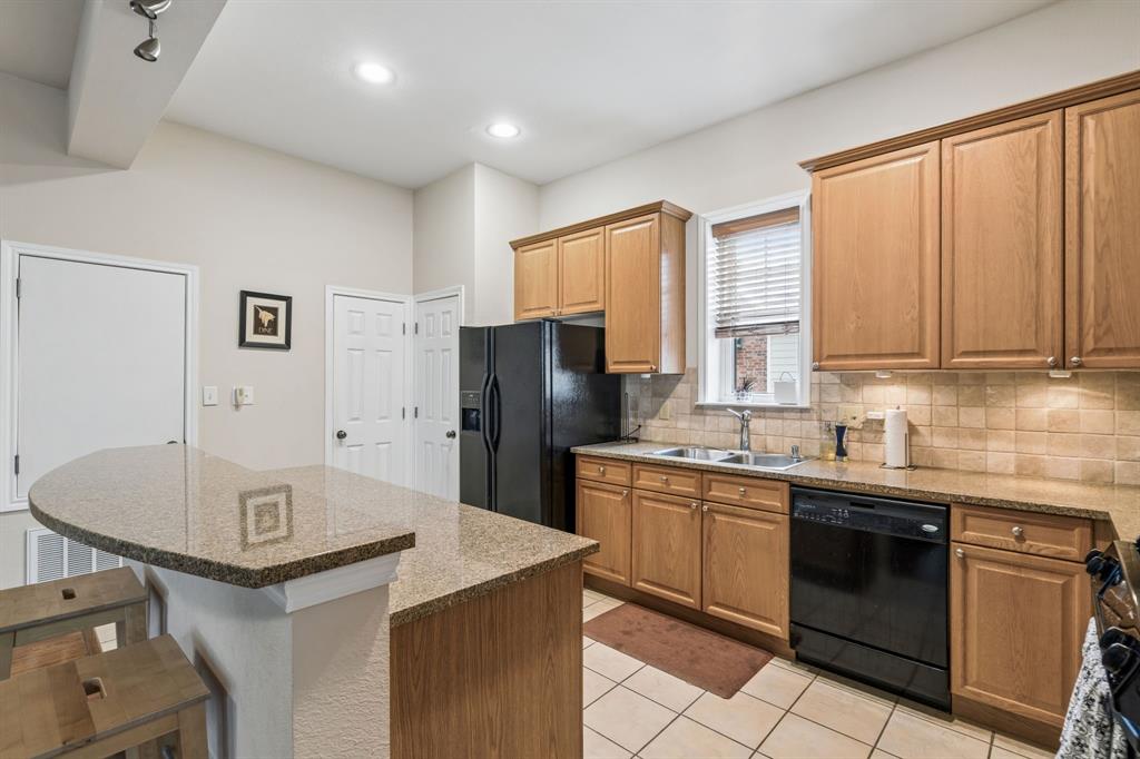 Ridglea Place - Residential