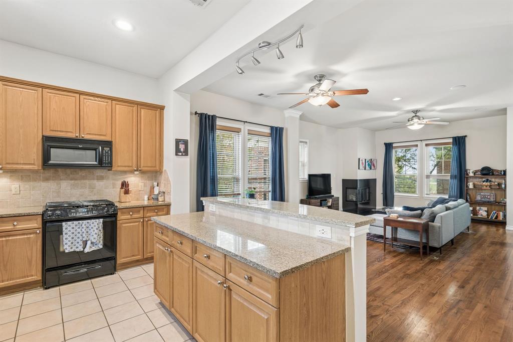 Ridglea Place - Residential