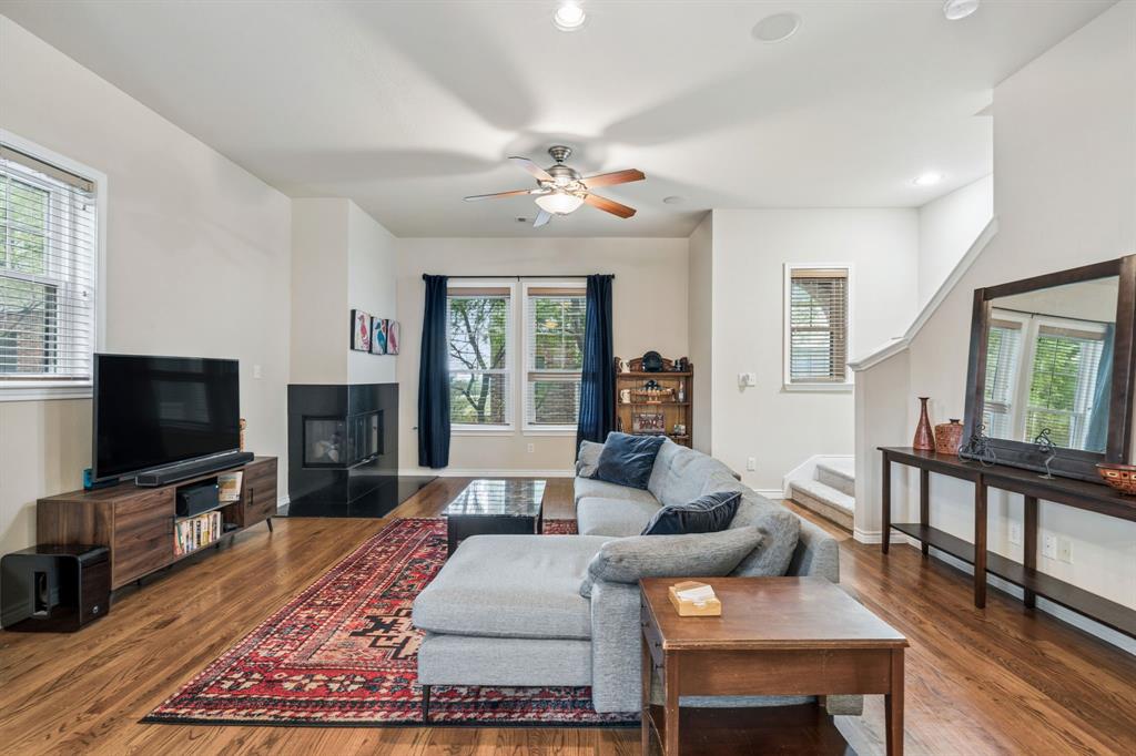 Ridglea Place - Residential