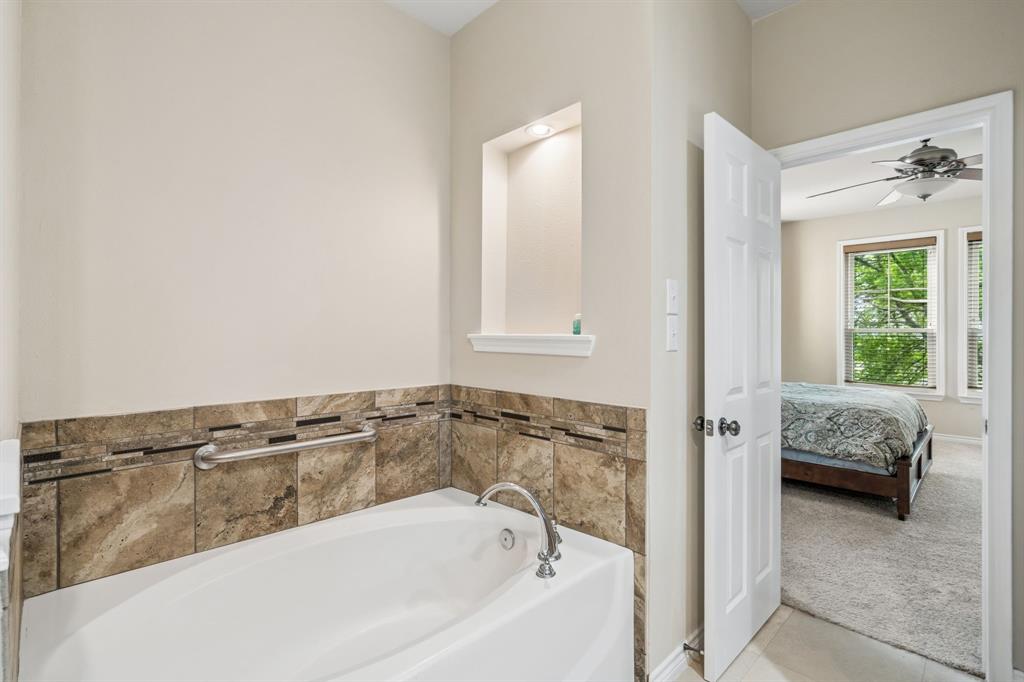 Ridglea Place - Residential