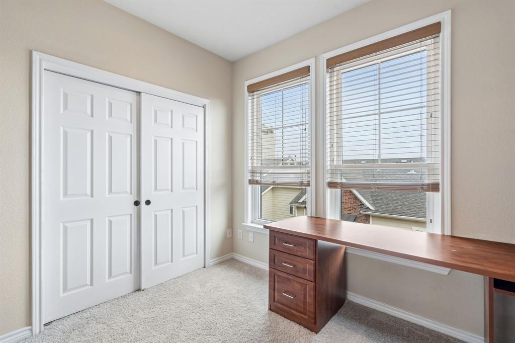 Ridglea Place - Residential