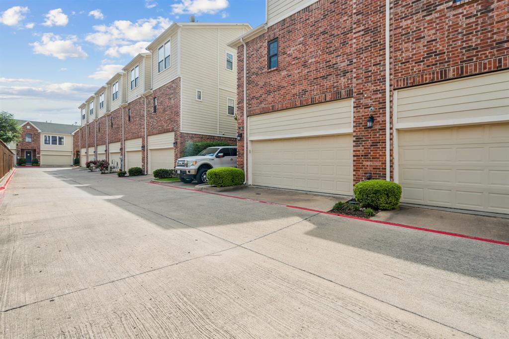 Ridglea Place - Residential