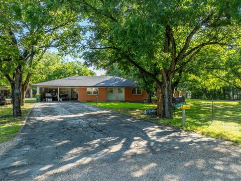 1101 Avenue A Valley Mills TX 76689