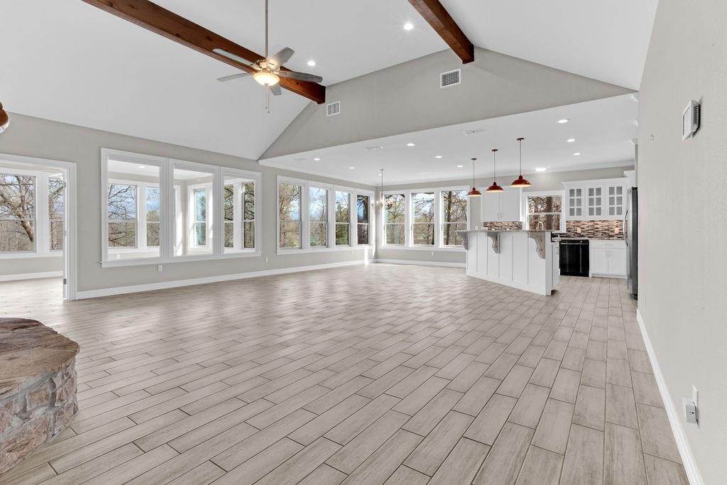 22782 N US Highway 69