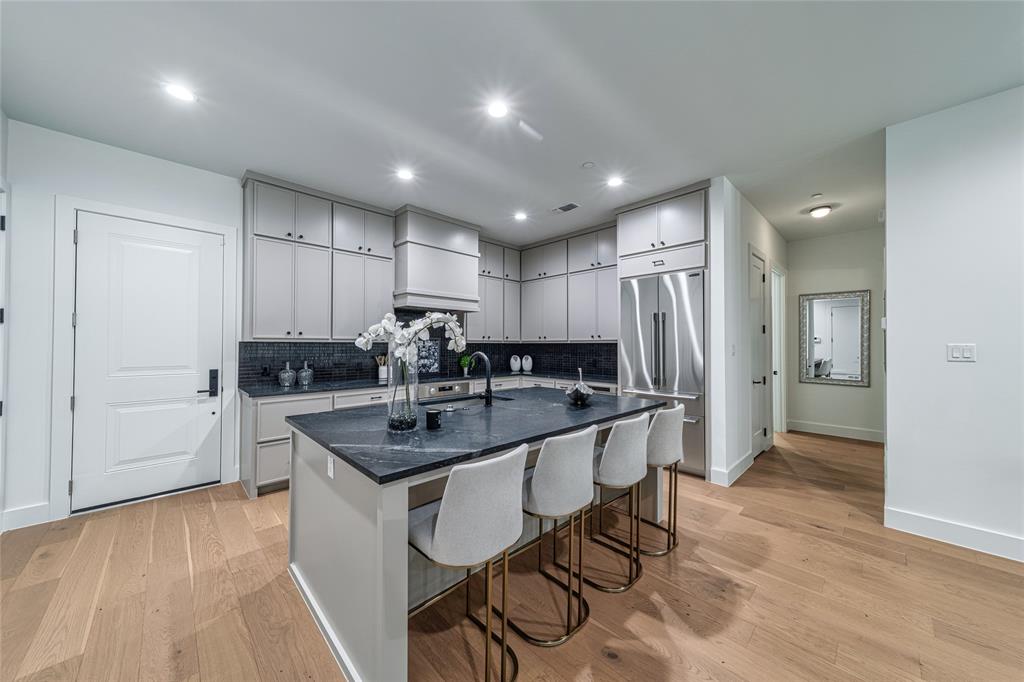 3601 Routh Street 1A