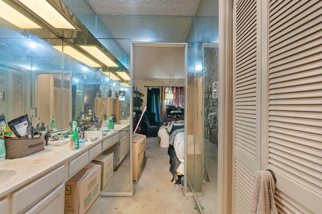 Woodhaven Cntry Club Estates - Residential