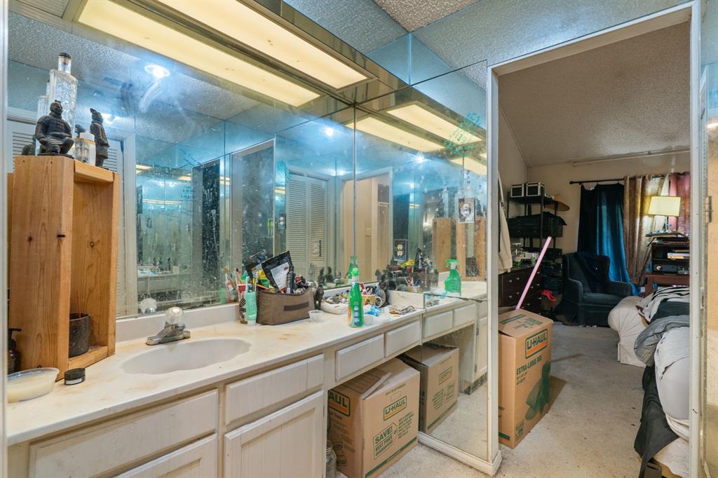 Woodhaven Cntry Club Estates - Residential