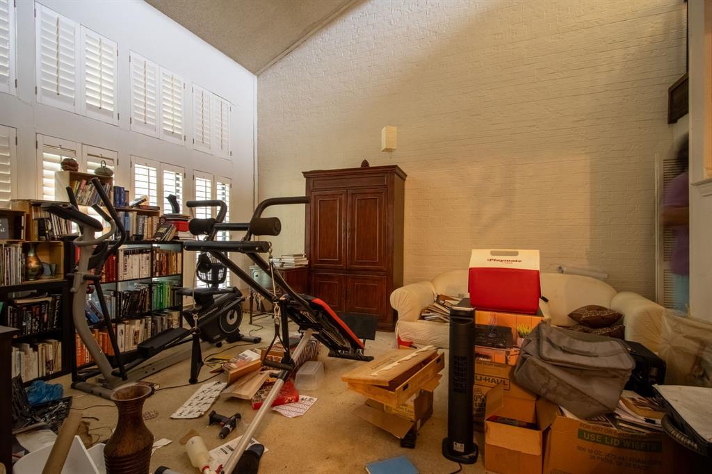 742 Oakwood Trail