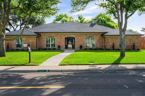 Photo of 16214 Spring Creek Road, Dallas, TX 75248 (MLS # 21261222)