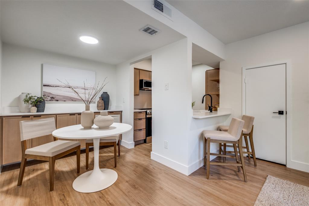 One Holland Place Condos - Residential