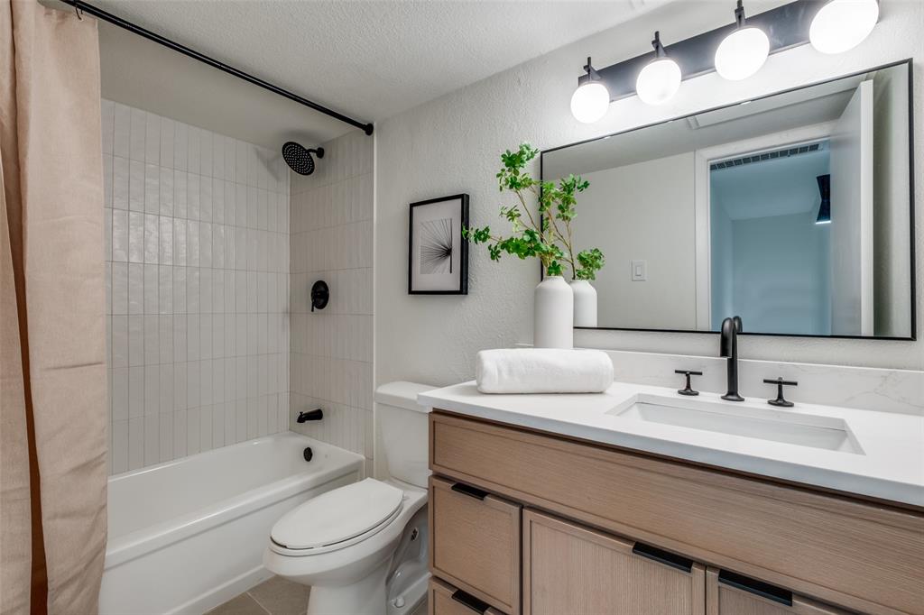 One Holland Place Condos - Residential