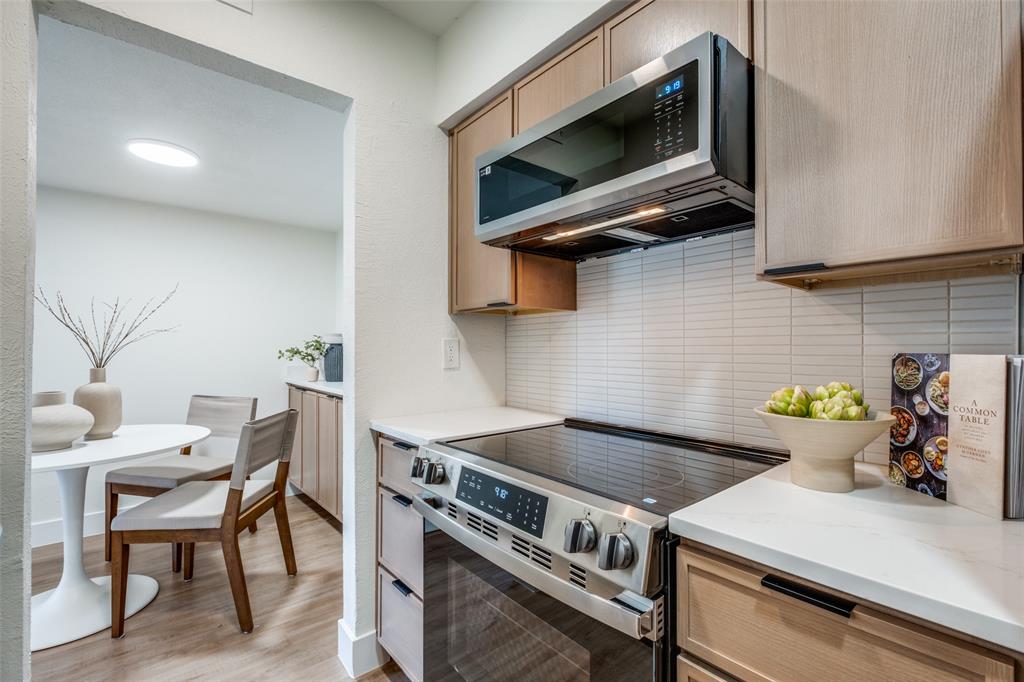 One Holland Place Condos - Residential