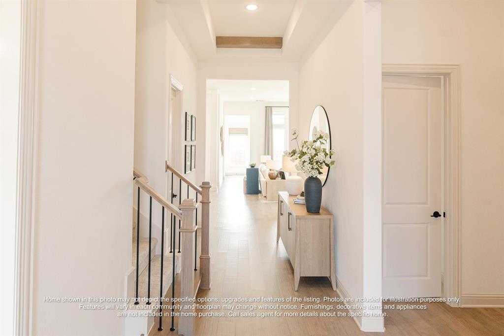 2119 Bond Street