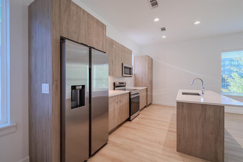 Bon View Place - Residential Lease