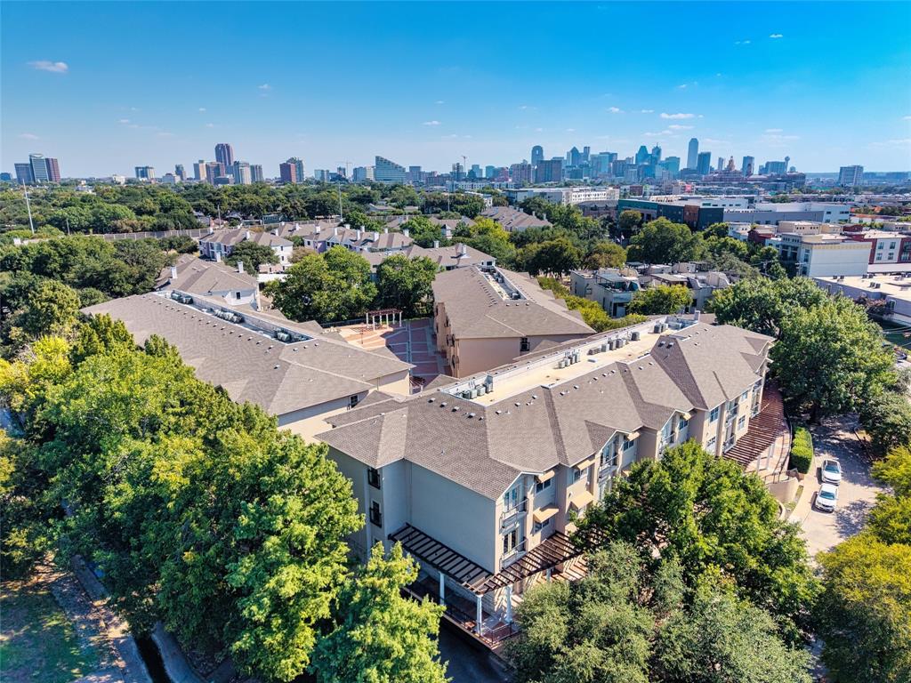 Piazza Siena Condo - Residential