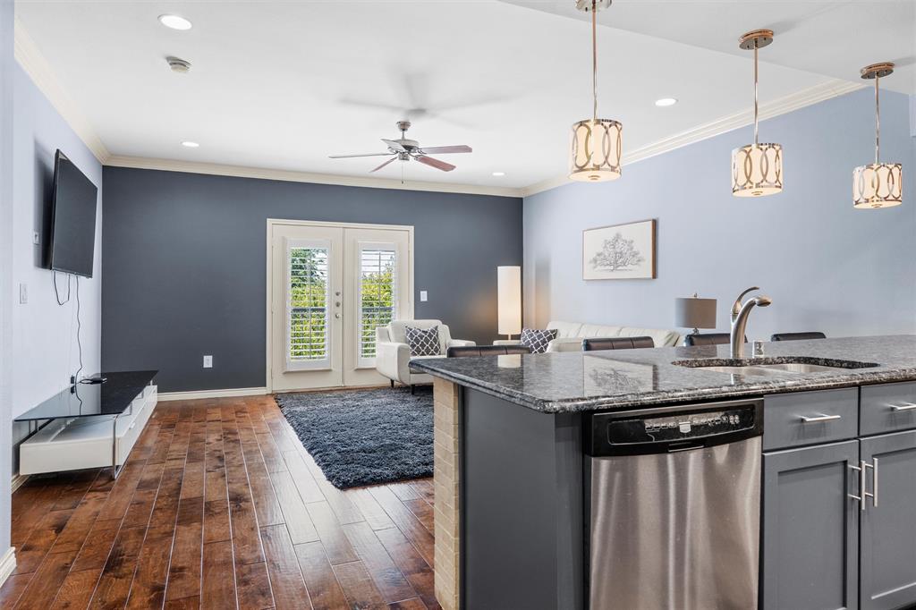 Piazza Siena Condo - Residential