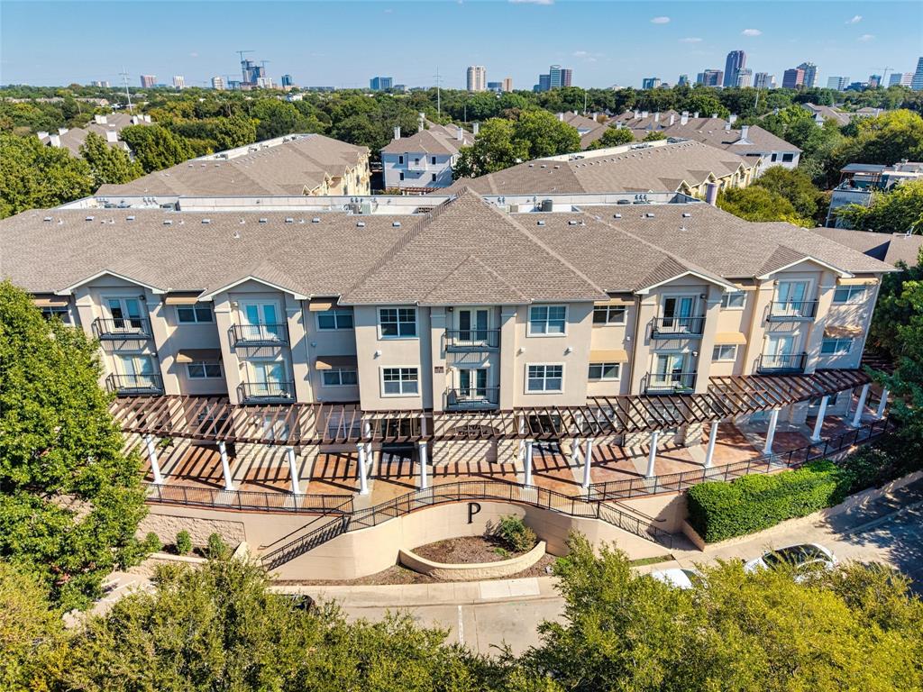 Piazza Siena Condo - Residential