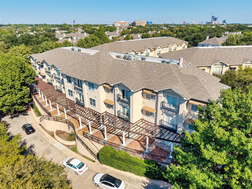 Piazza Siena Condo - Residential