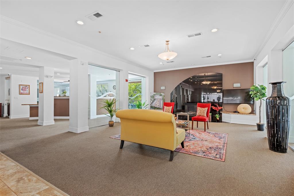 Piazza Siena Condo - Residential